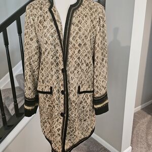 Chico’s Colors of Autumn Black/Cream/Gold Trim Topper/Jacket (Chico's Size 3)